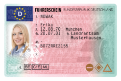 Kolekcjonerskie prawo jazdy z Niemiec to idealny prezent dla miłośników passata B5, by poczuć się jak Niemiec, który płacze podczas sprzedaży.